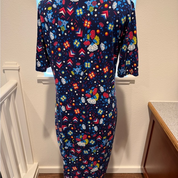 LuLaRoe Carly Navy Floral & Colorful Print Top - Picture 3 of 4